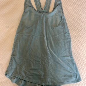 Lululemon tank top